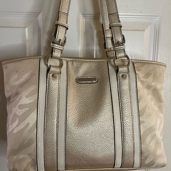 Dana  Buchman beige canvas and faux leather trims and accents shoulder bag. - Picture 2 of 14
